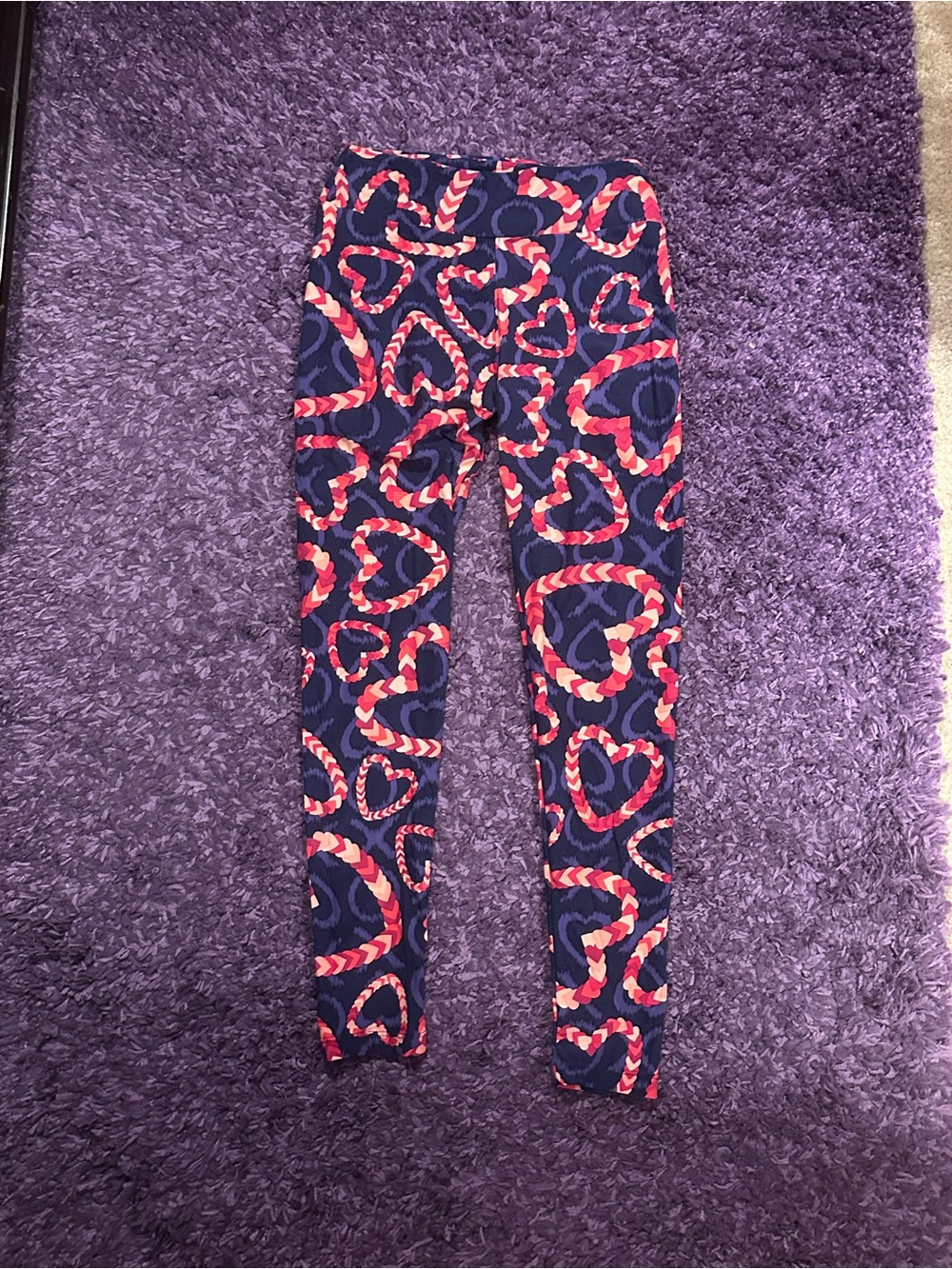 LuLaRoe Navy Leggings with Pink, Purple and Red Heart Braid Print Size OS